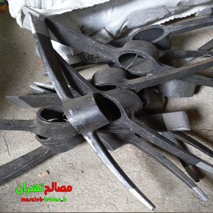 کلنگ فولادی